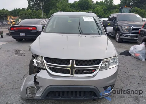 2017 Dodge Journey Sxt z USA, uszkodzony, nr VIN 3C4PDCBGXHT531168